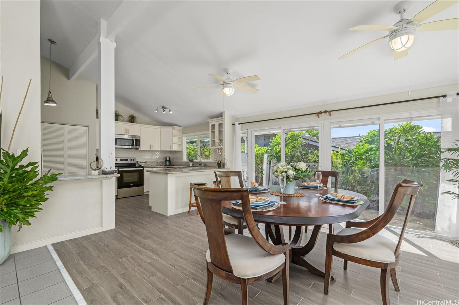 251  Kalalau Street Triangle, Hawaii Kai home - photo 10 of 25