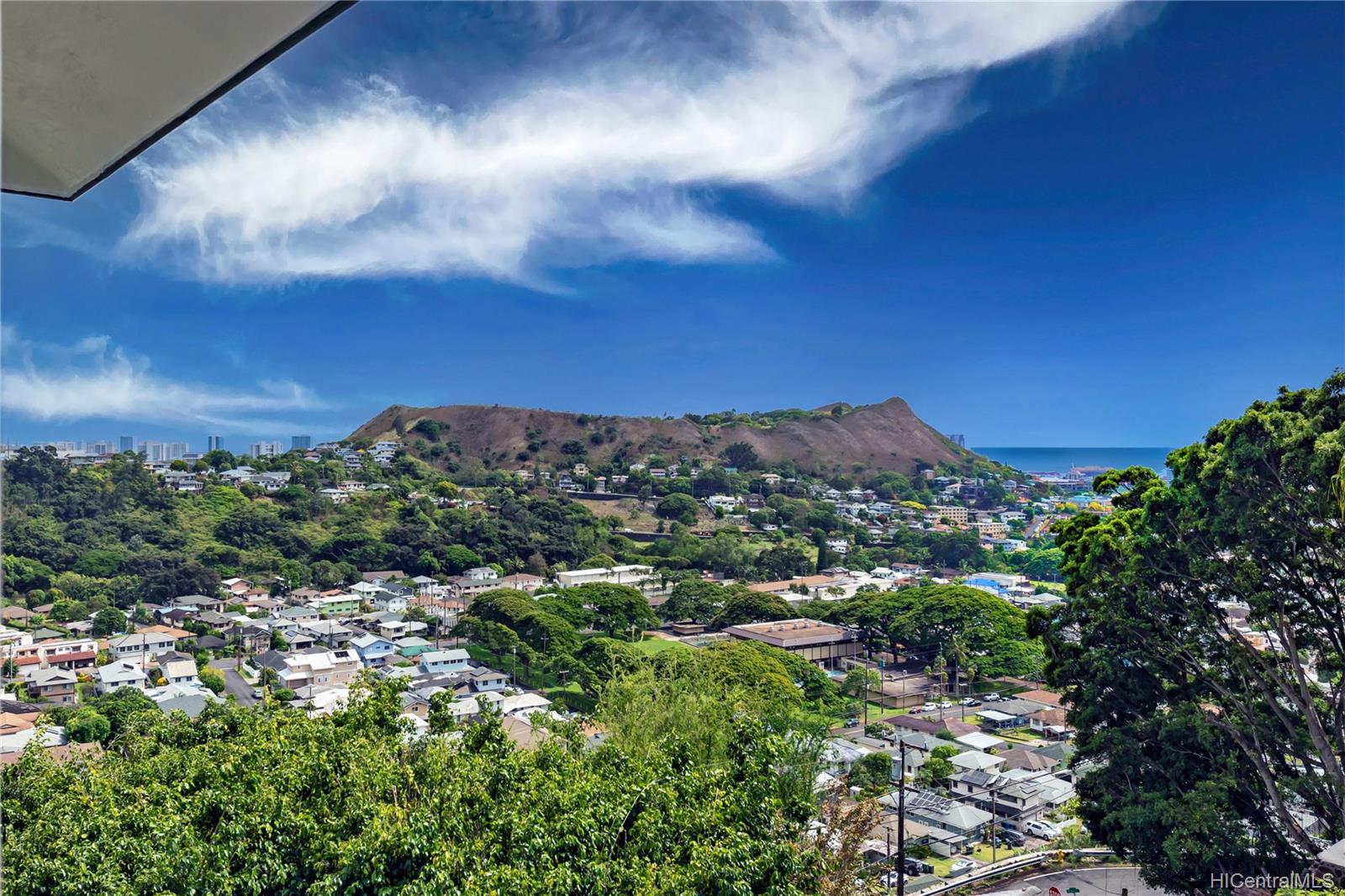 2516 Pacific Hts Road Honolulu - Multi-family - photo 2 of 25