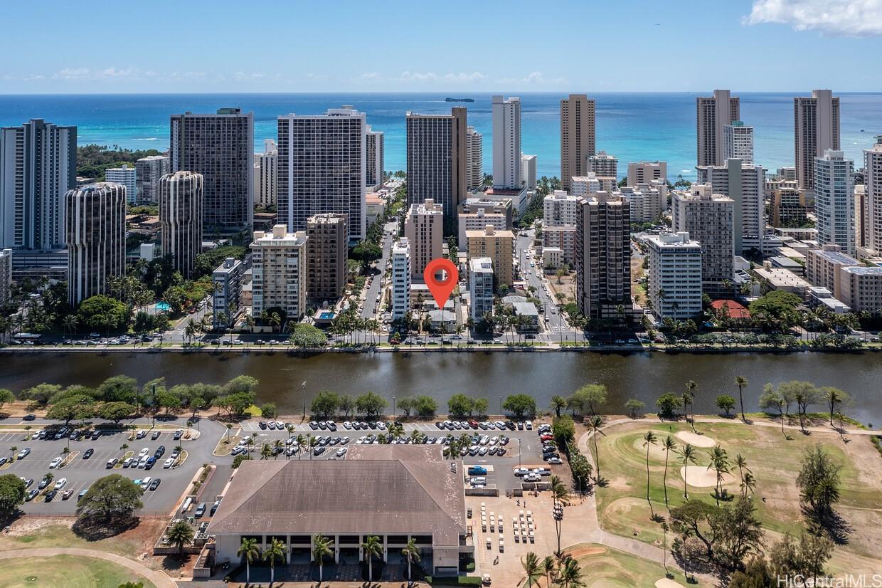 2517 Ala Wai Blvd Honolulu - Multi-family - photo 24 of 24