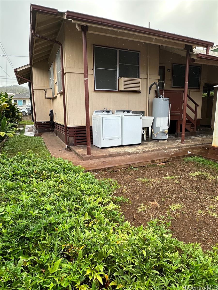 2519  Hoenui St Kalihi-lower, Honolulu home - photo 10 of 12