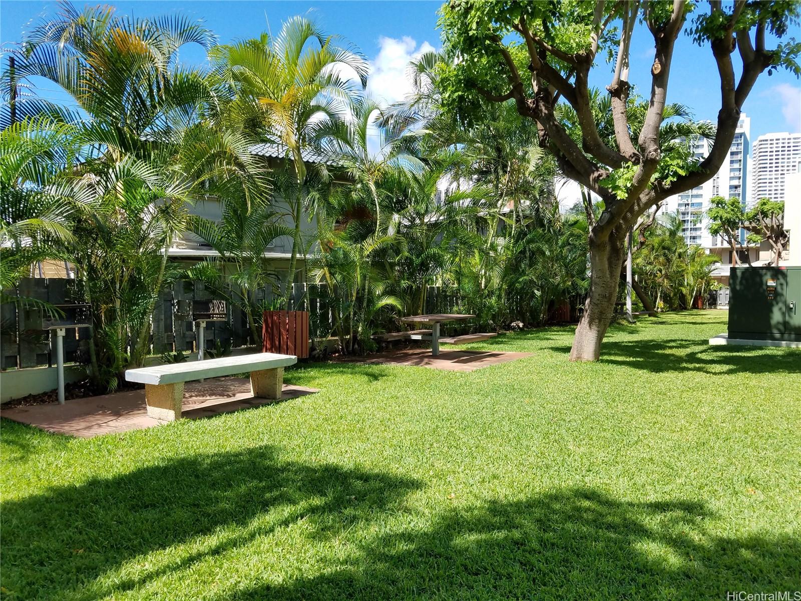2522 Date St Honolulu - Rental - photo 9 of 10