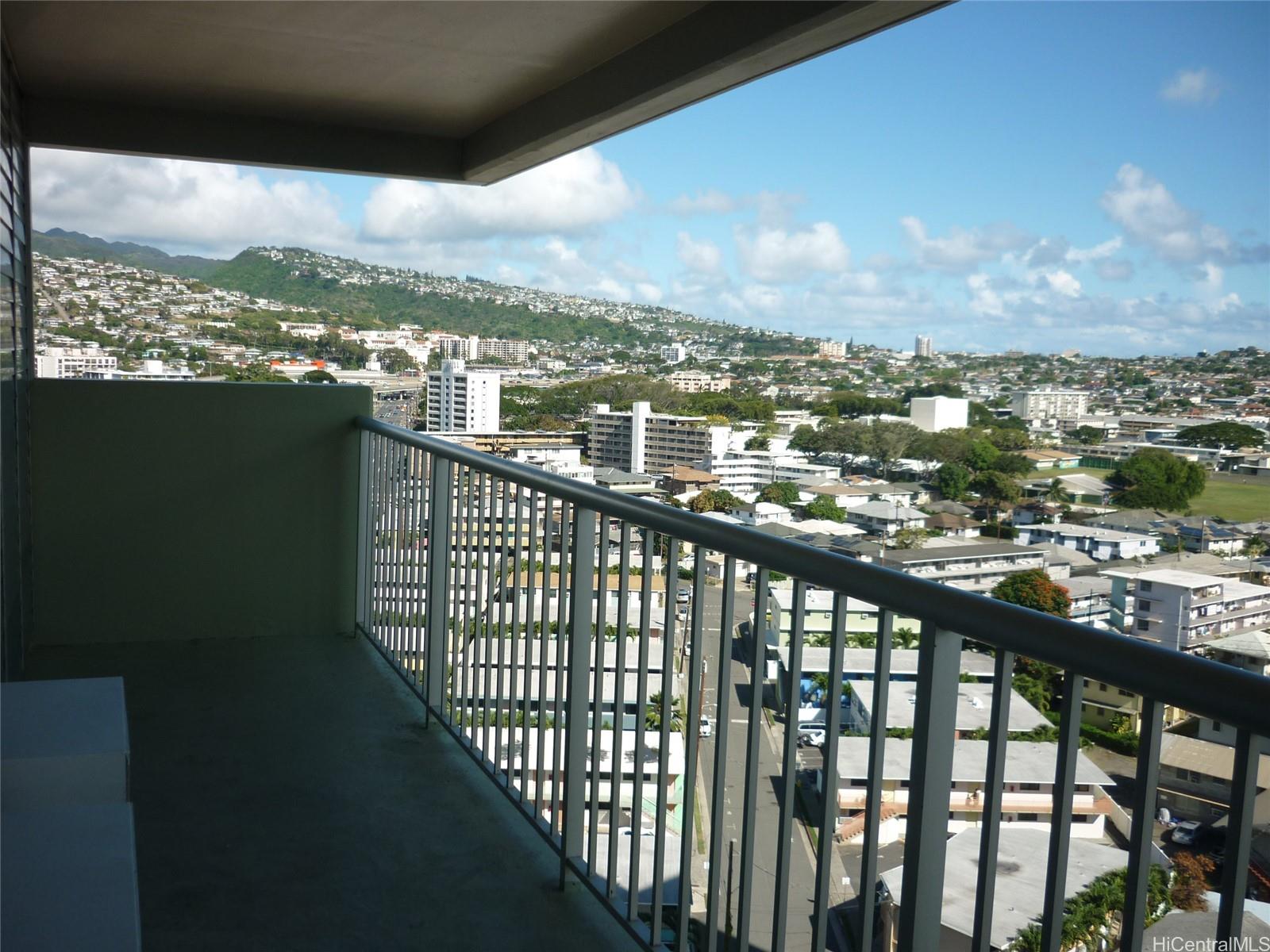 2522 Date St Honolulu - Rental - photo 4 of 16