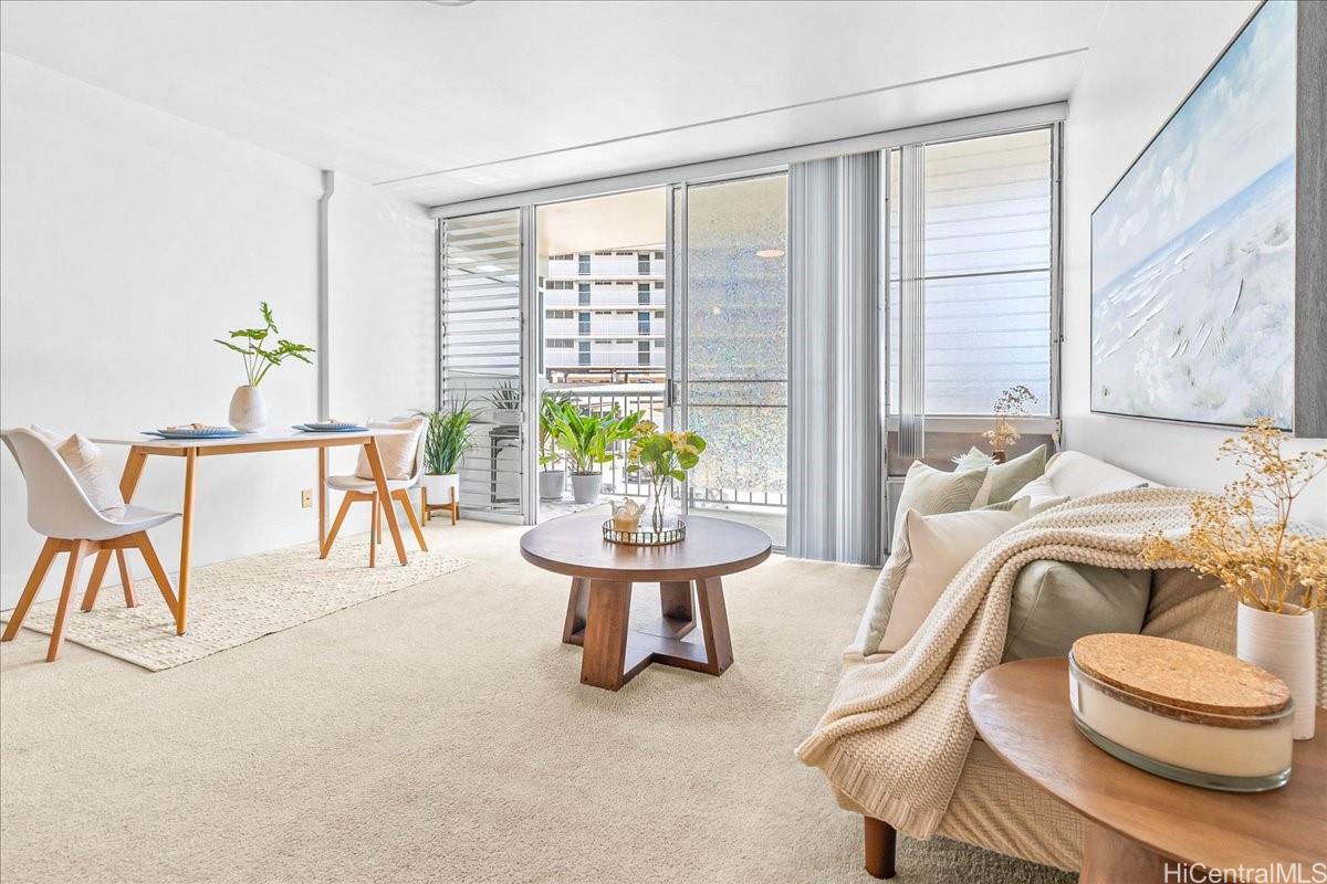 Iolani Regent condo # 304, Honolulu, Hawaii - photo 2 of 23