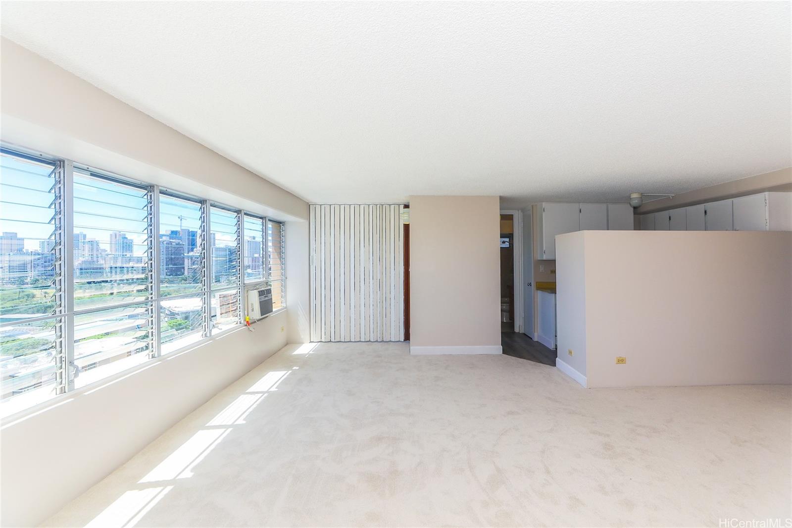 Regency Tower condo # 1501, Honolulu, Hawaii - photo 6 of 25