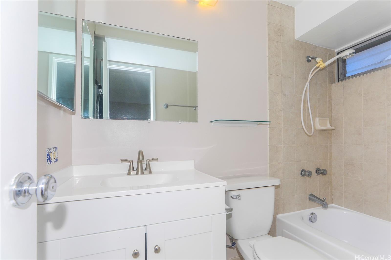 Regency Tower condo # 1501, Honolulu, Hawaii - photo 14 of 25