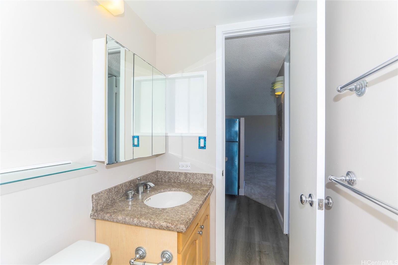 Regency Tower condo # 1501, Honolulu, Hawaii - photo 20 of 25