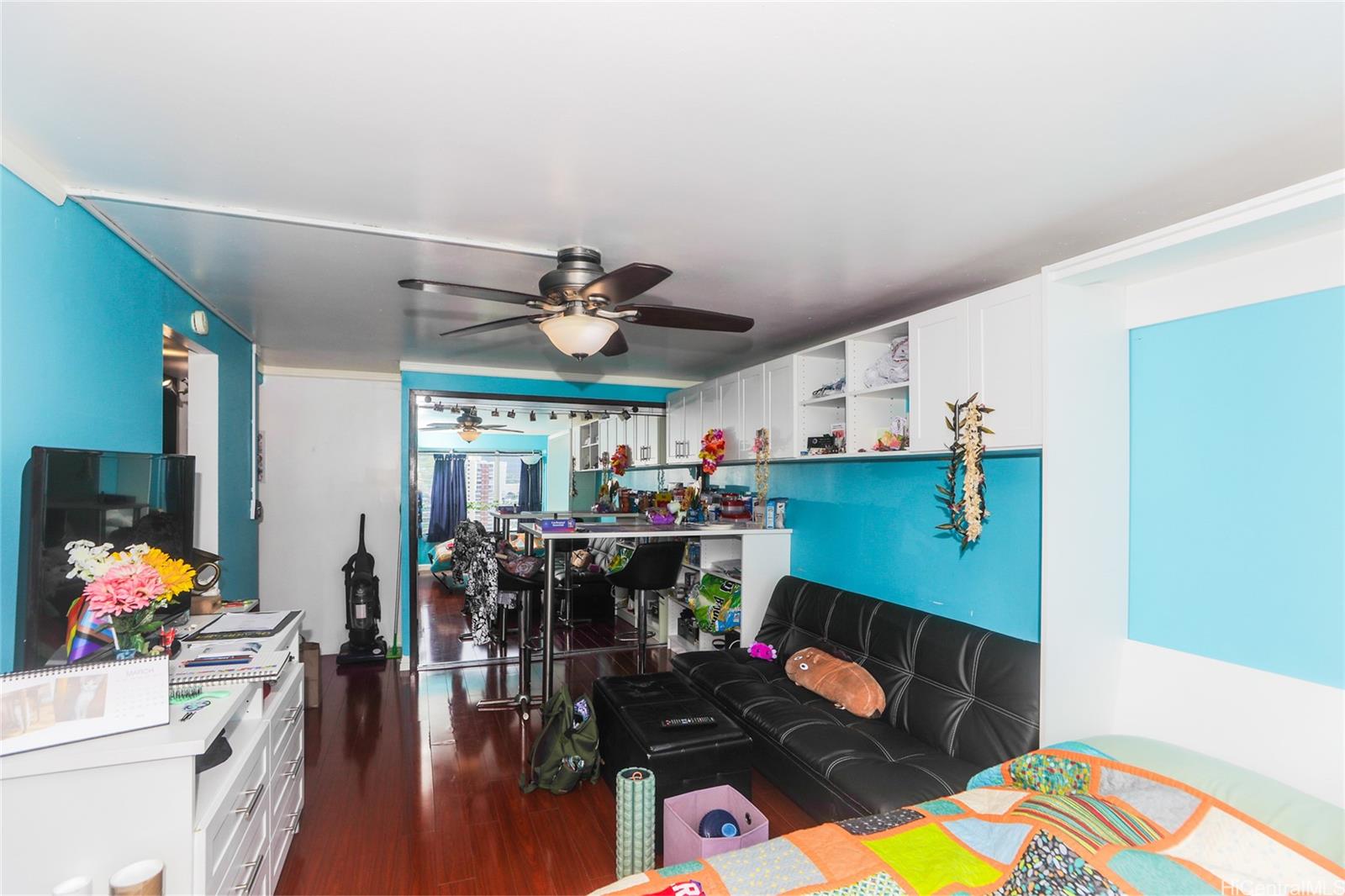 Regency Tower condo # 2303, Honolulu, Hawaii - photo 4 of 25