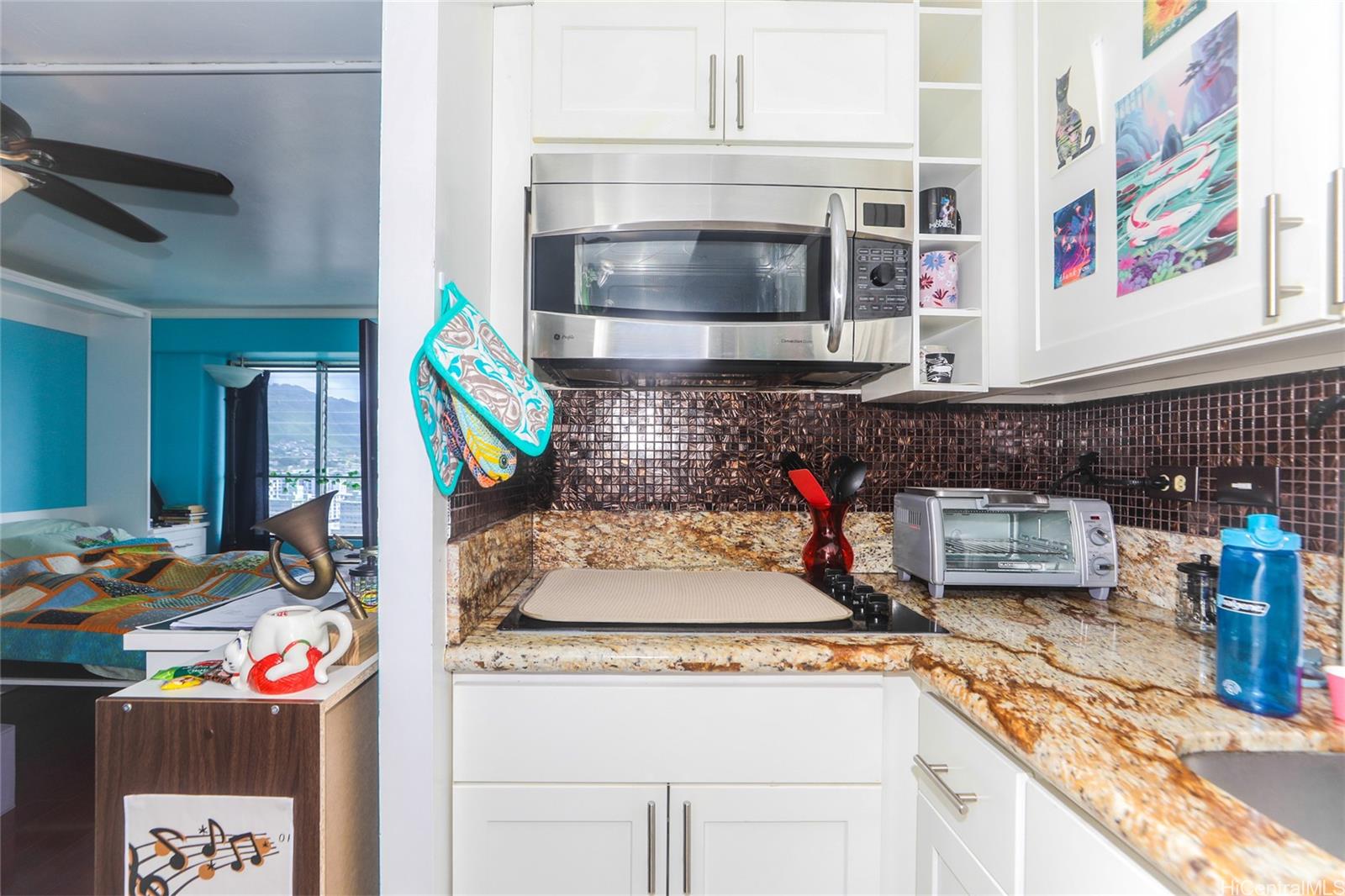 Regency Tower condo # 2303, Honolulu, Hawaii - photo 8 of 25