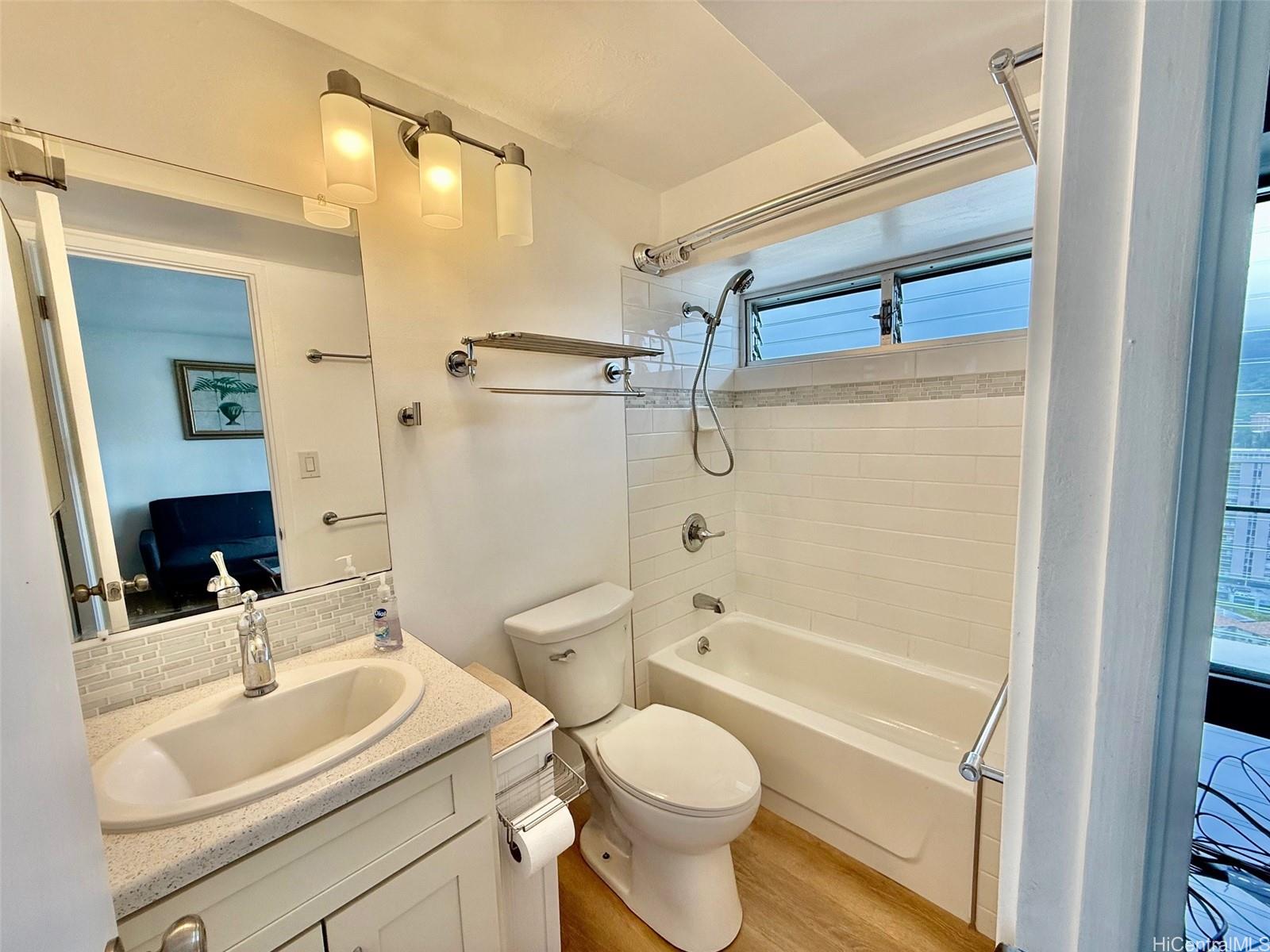 2525 Date St Honolulu - Rental - photo 4 of 4