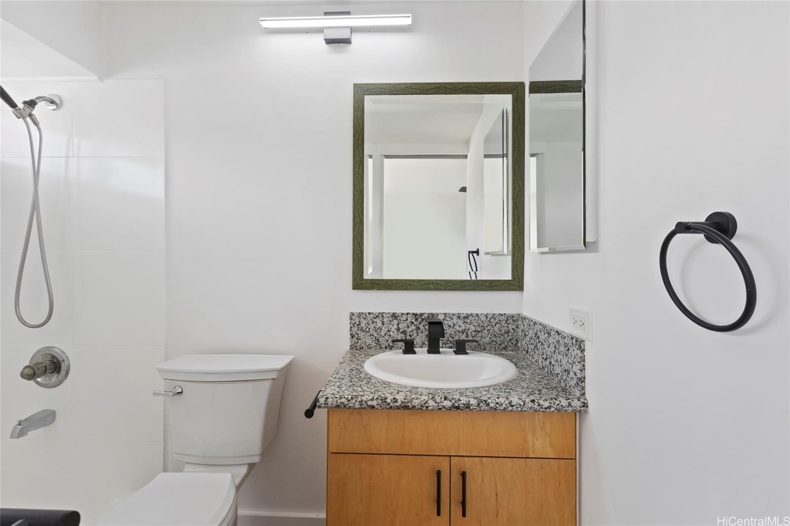 Regency Tower condo # 3203, Honolulu, Hawaii - photo 11 of 24