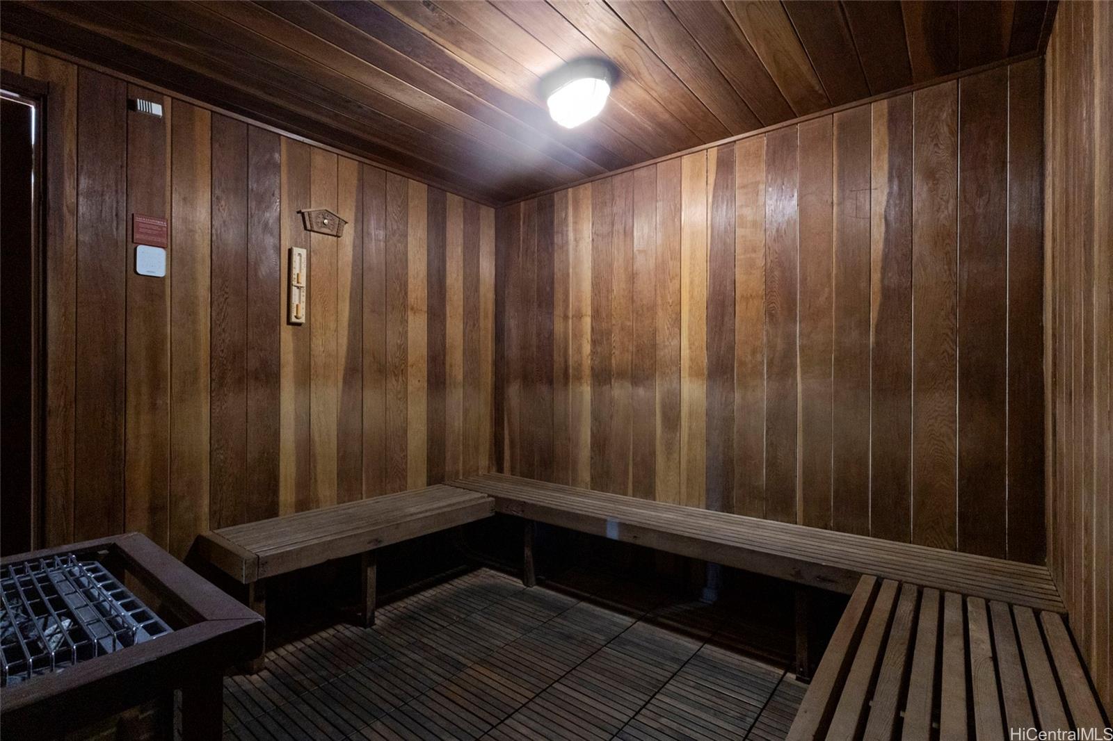 Regency Tower condo # 3203, Honolulu, Hawaii - photo 18 of 24