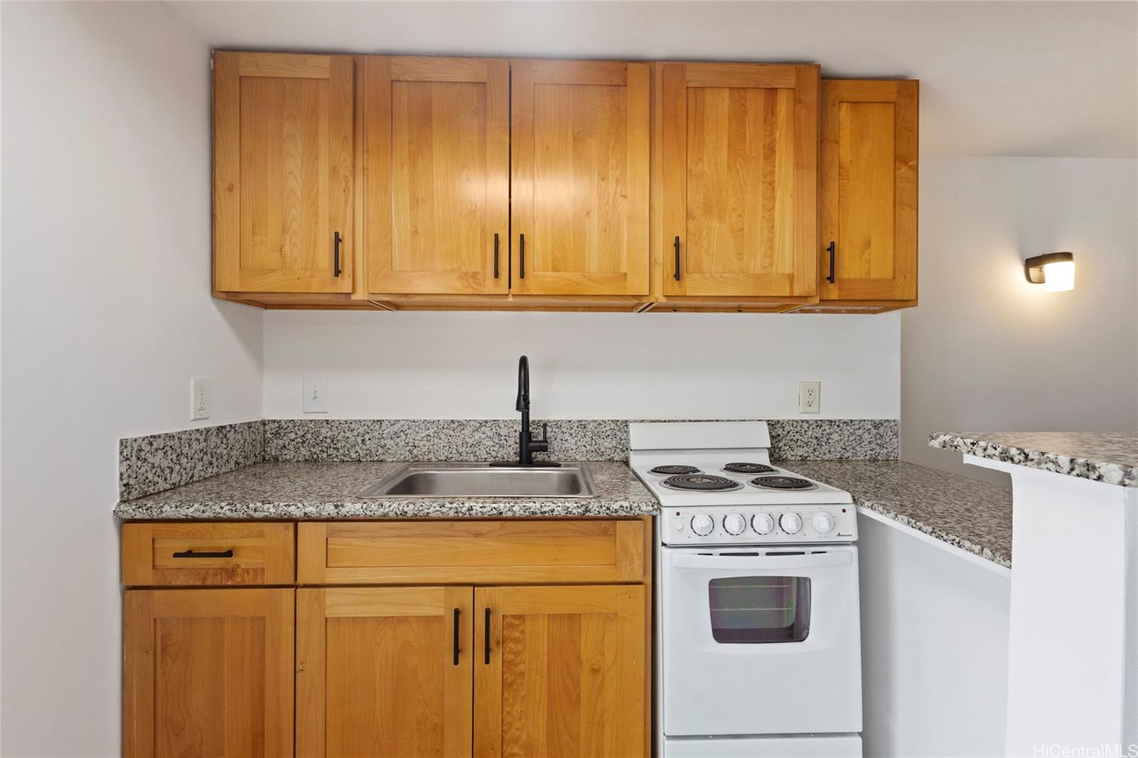 Regency Tower condo # 3203, Honolulu, Hawaii - photo 10 of 24