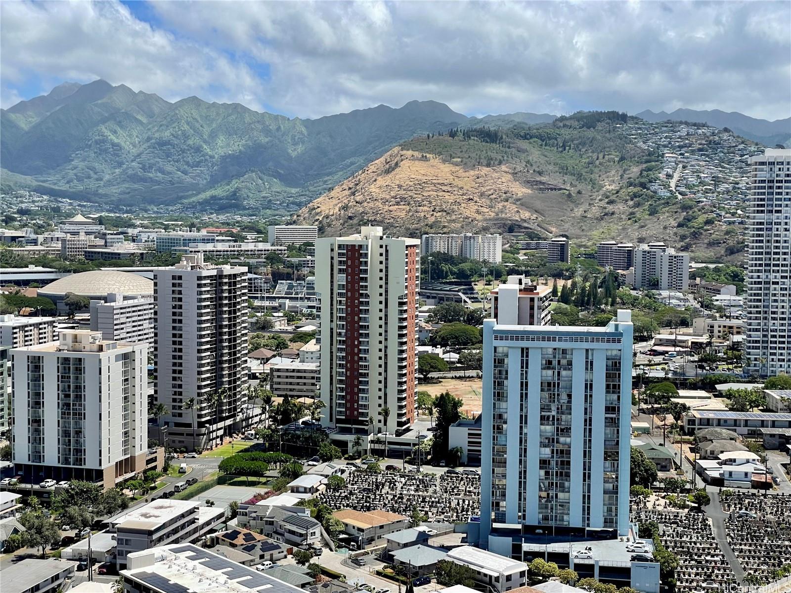 2525 Date St Honolulu - Rental - photo 7 of 25