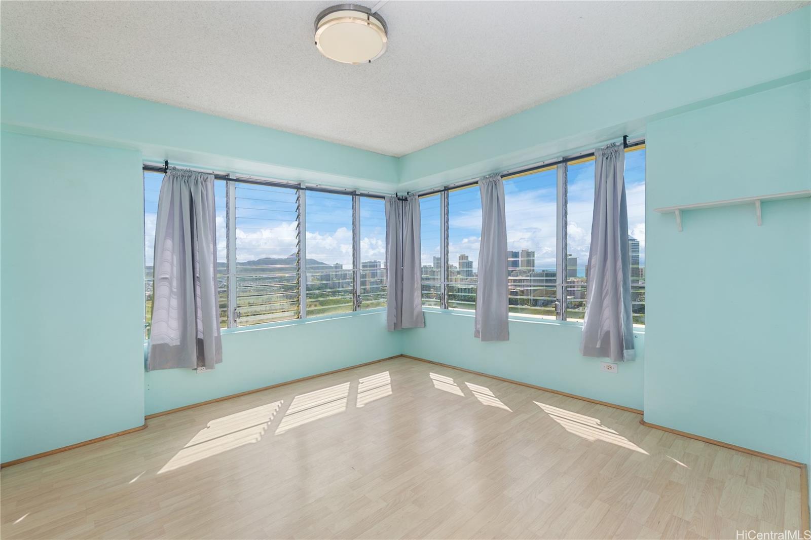 Regency Tower condo # 3401, Honolulu, Hawaii - photo 12 of 24