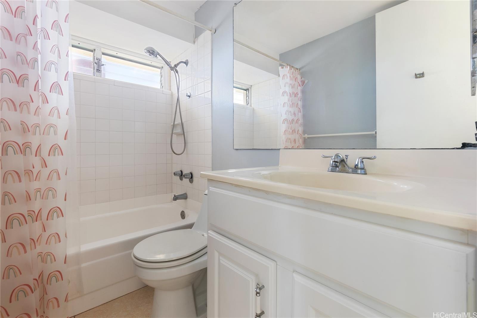 Regency Tower condo # 3401, Honolulu, Hawaii - photo 13 of 24