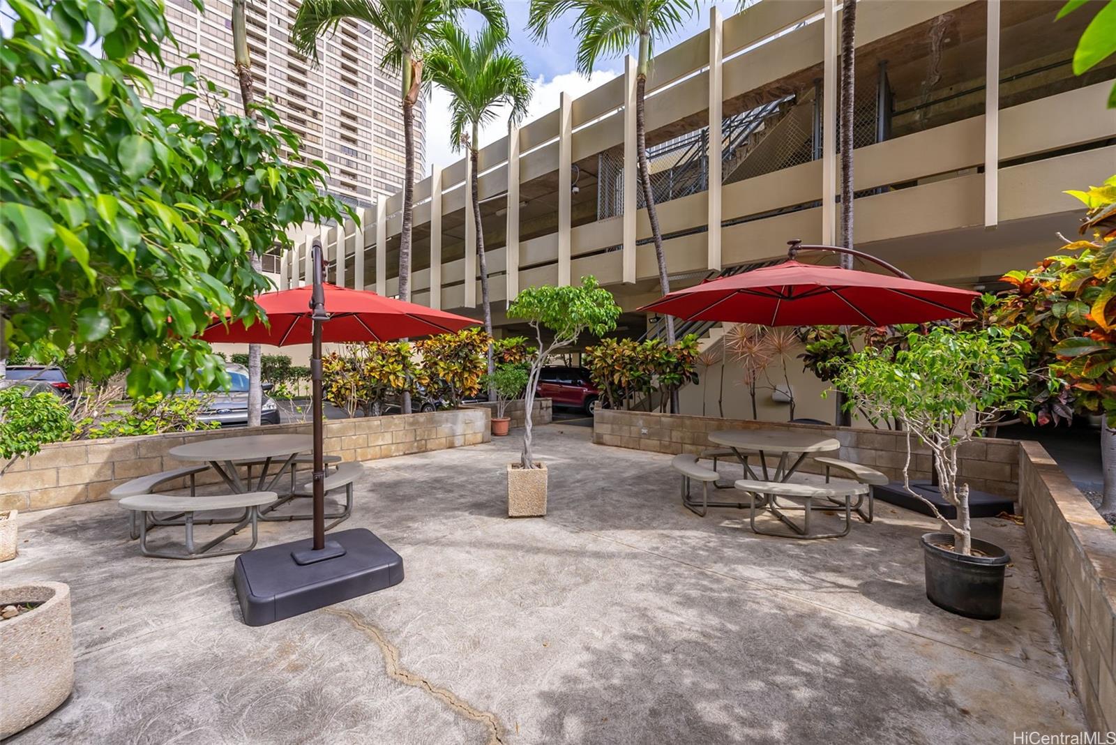 Regency Tower condo # 3402, Honolulu, Hawaii - photo 20 of 25