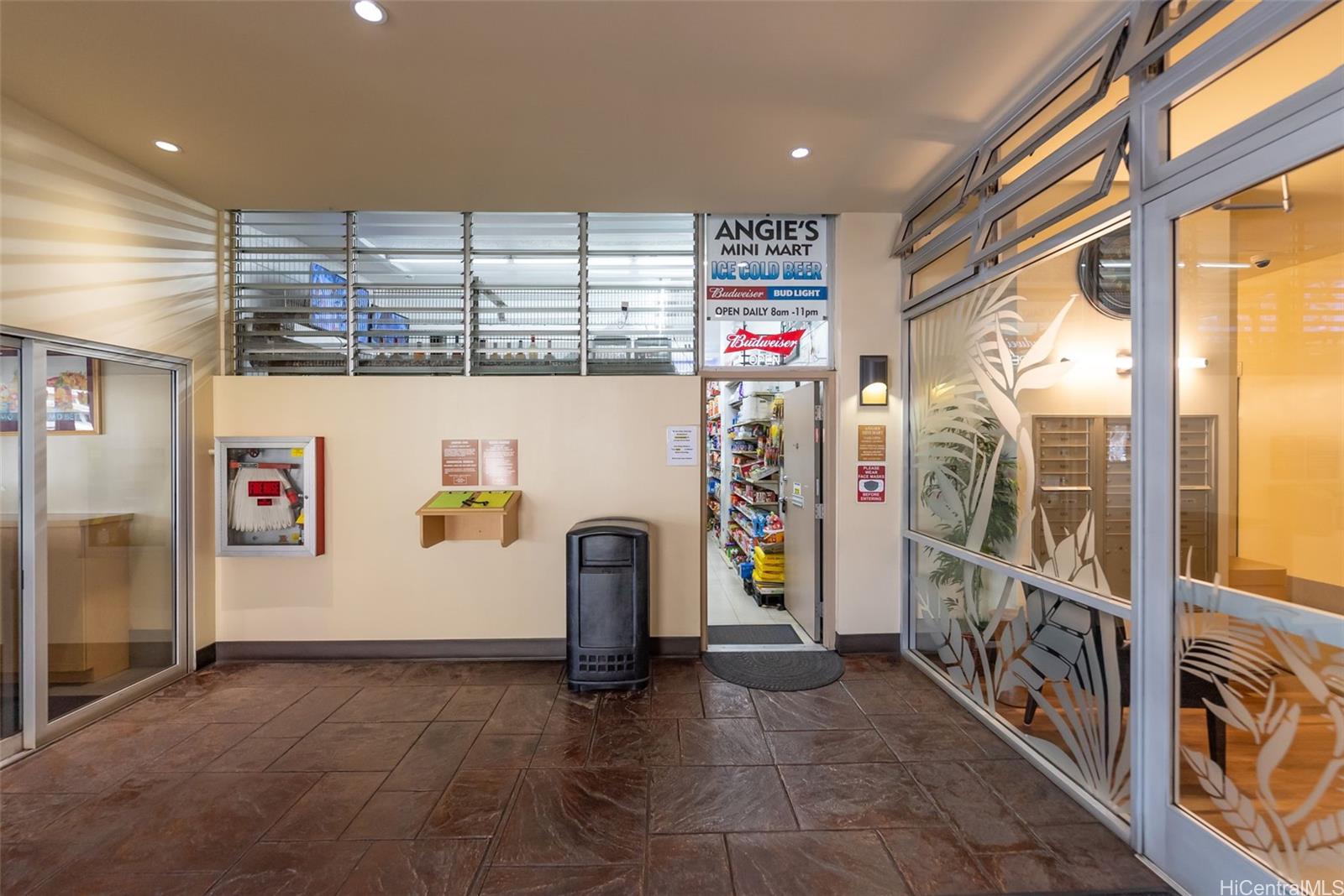 Regency Tower condo # 3402, Honolulu, Hawaii - photo 22 of 25