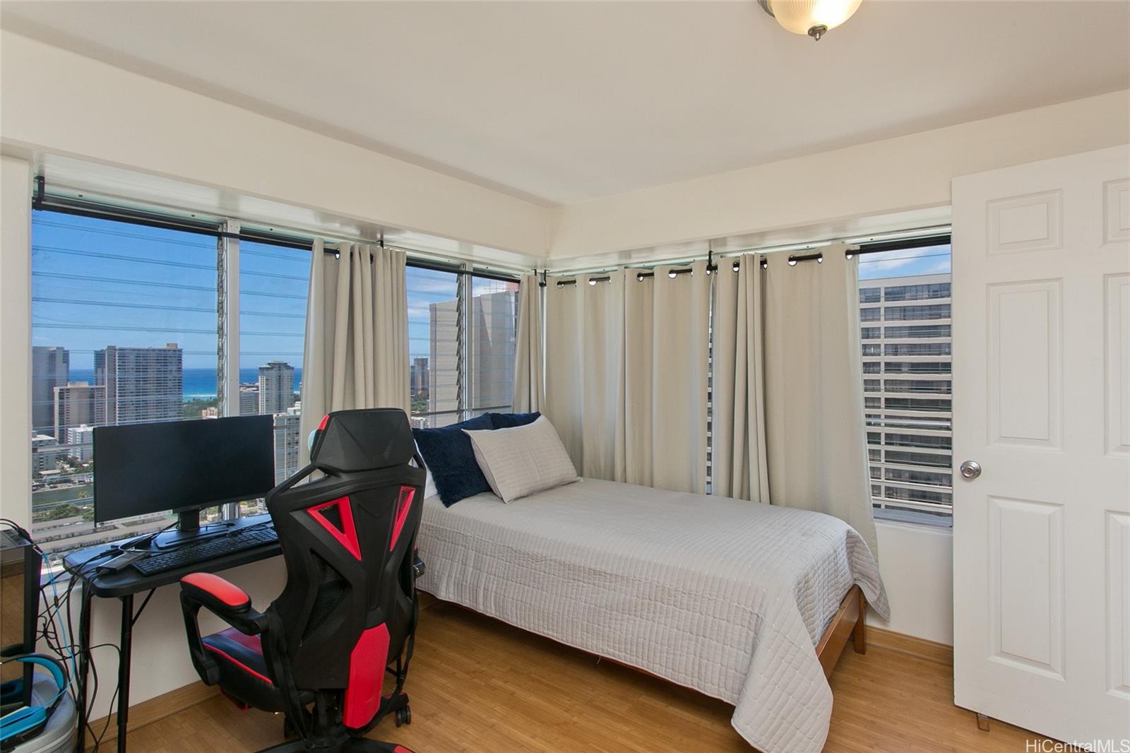 Regency Tower condo # 3706, Honolulu, Hawaii - photo 18 of 21