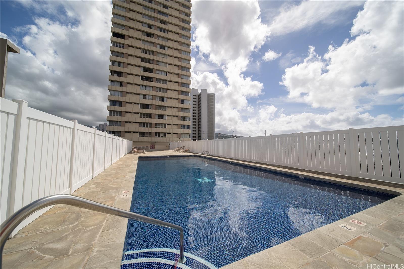Regency Tower condo # 405, Honolulu, Hawaii - photo 15 of 21