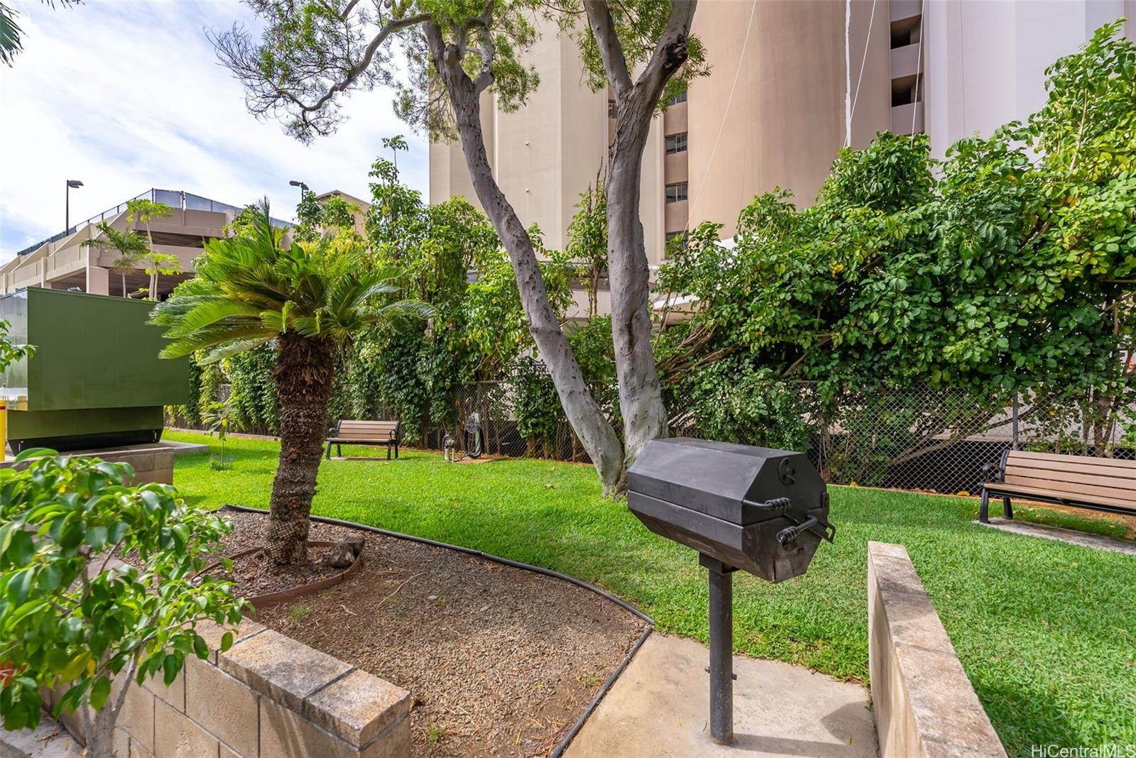 Regency Tower condo # 603, Honolulu, Hawaii - photo 16 of 24