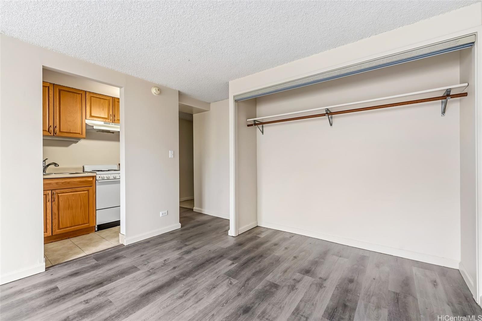 Regency Tower condo # 603, Honolulu, Hawaii - photo 3 of 24