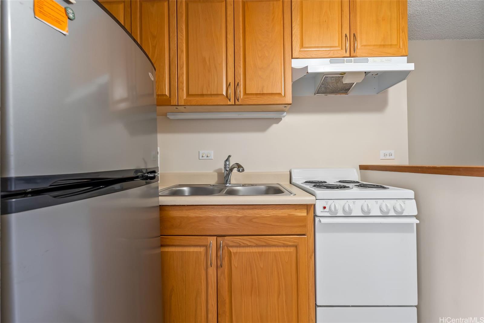 Regency Tower condo # 603, Honolulu, Hawaii - photo 8 of 24