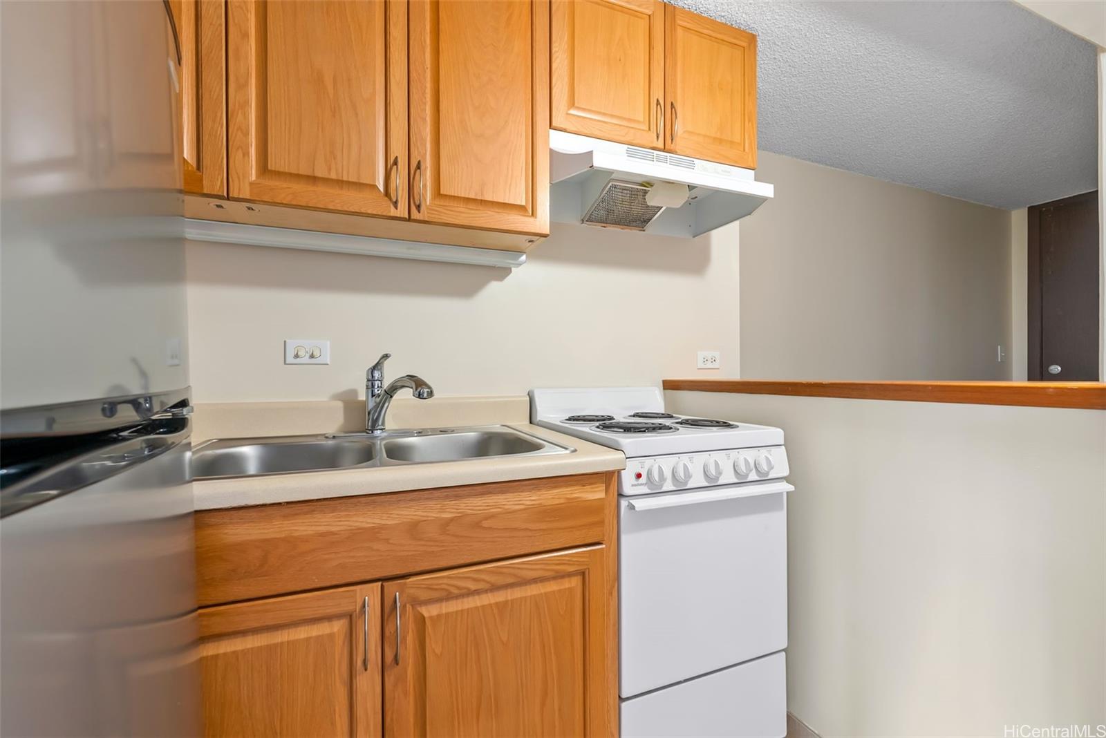 Regency Tower condo # 603, Honolulu, Hawaii - photo 9 of 24