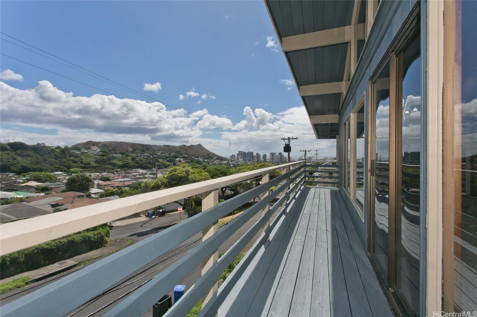 2526  Booth Road Pauoa Valley, Honolulu home - photo 13 of 16