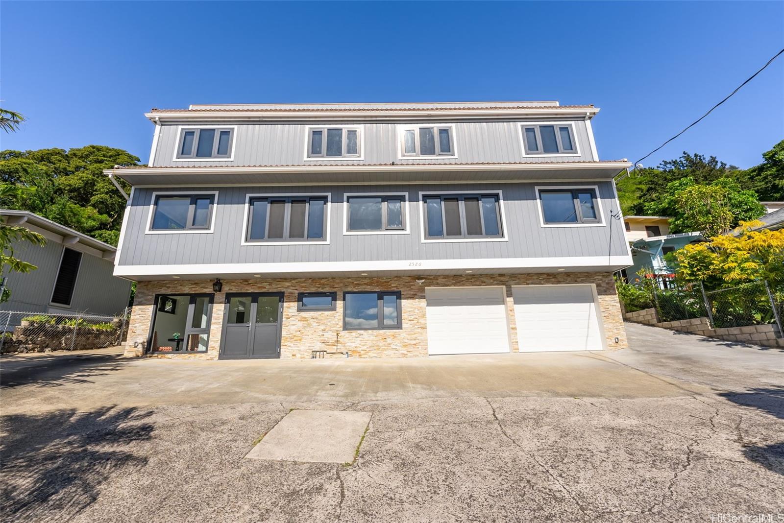 2526  Waolani Ave Puunui, Honolulu home - photo 24 of 25