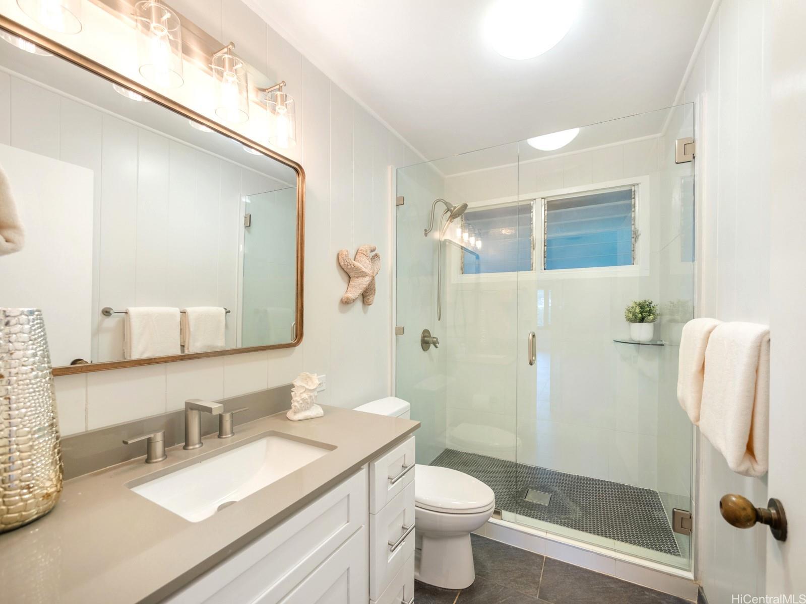 2527  Henry Street Nuuanu Area, Honolulu home - photo 4 of 19