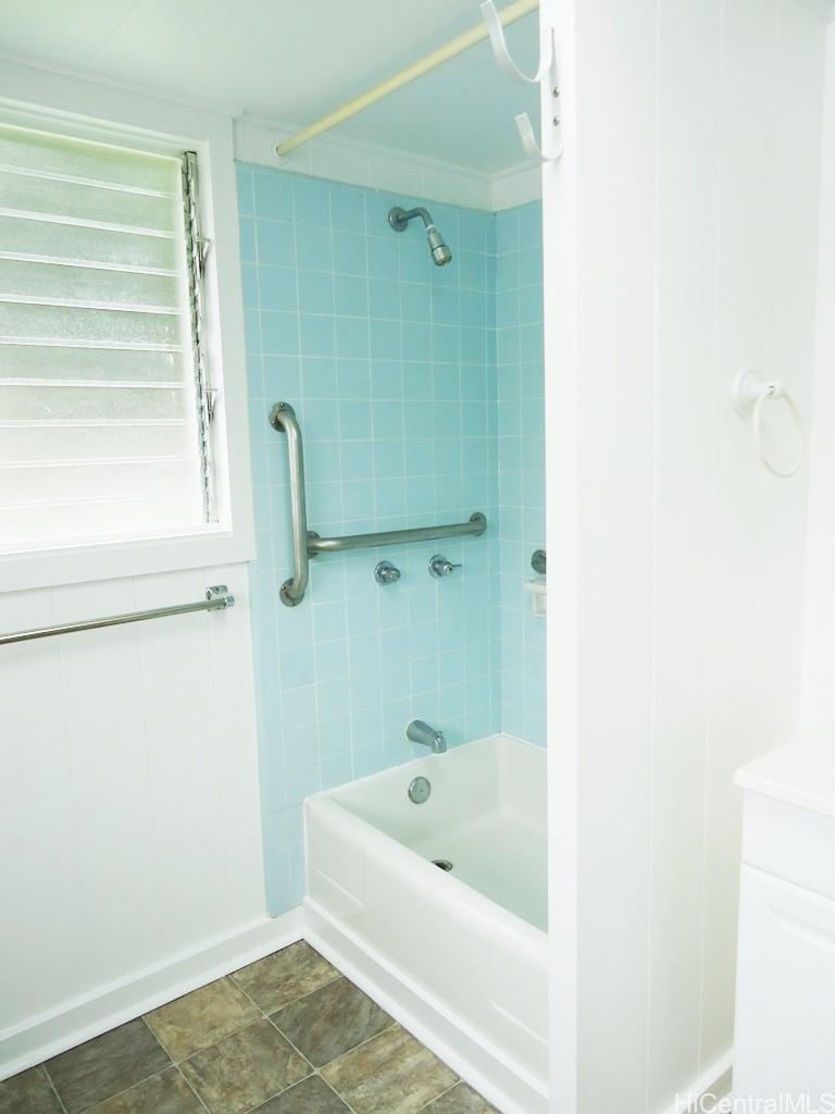 2529 Pali Hwy Honolulu - Rental - photo 9 of 12