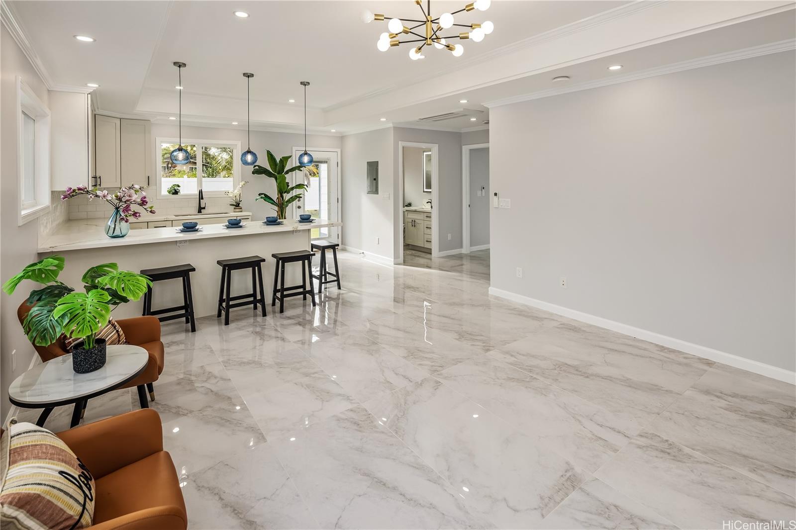 253  Kuahiwi Ave Wahiawa Area, Central home - photo 6 of 25