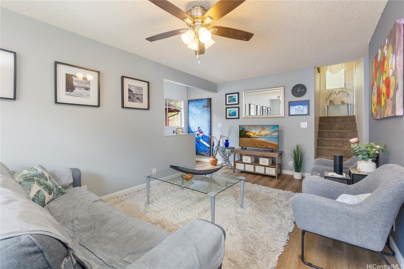 2532  Akepa Street Pacific Palisades, PearlCity home - photo 2 of 24