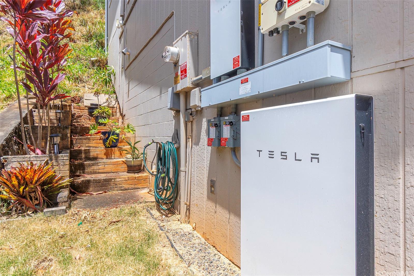 2532  Akepa Street Pacific Palisades, PearlCity home - photo 18 of 24