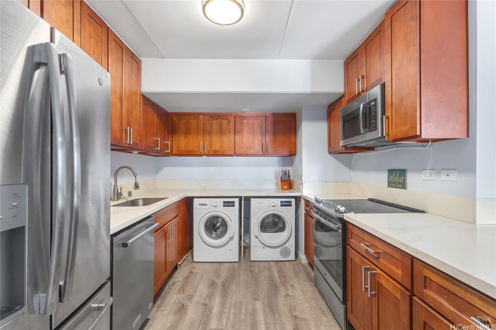 Kealani condo # 201, Honolulu, Hawaii - photo 7 of 24