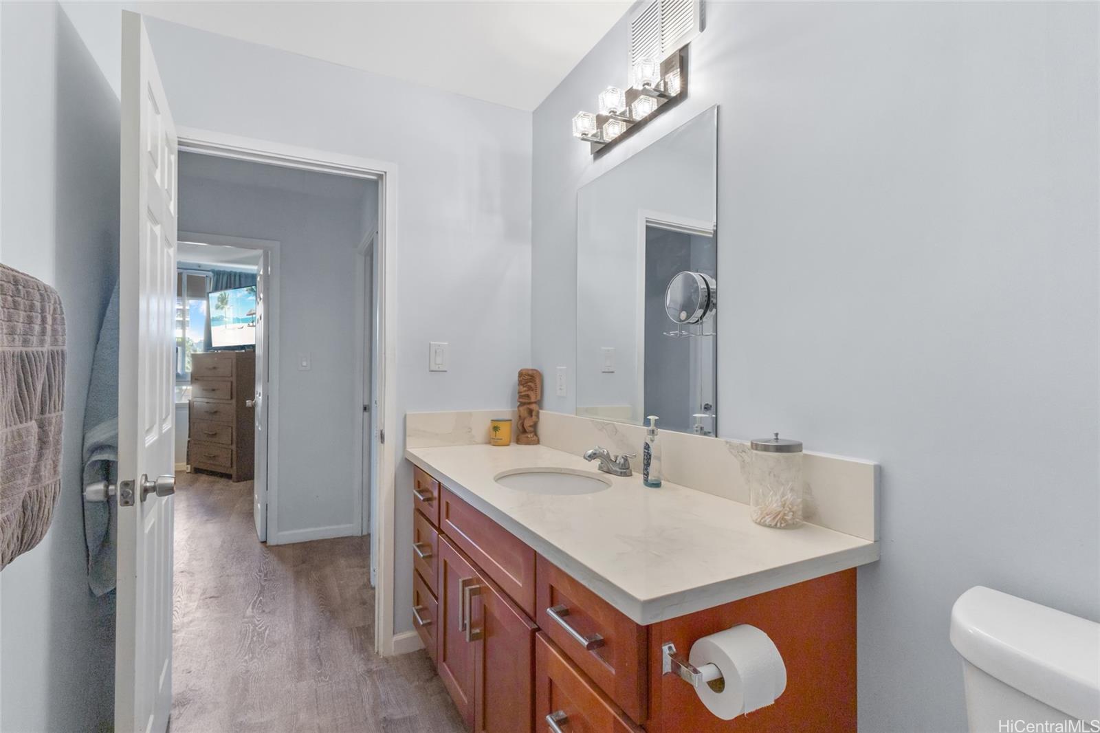 Kealani condo # 201, Honolulu, Hawaii - photo 10 of 24