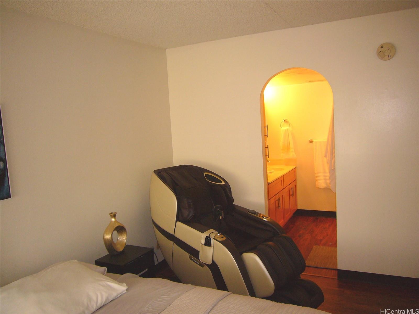 Kealani condo # 601, Honolulu, Hawaii - photo 17 of 25