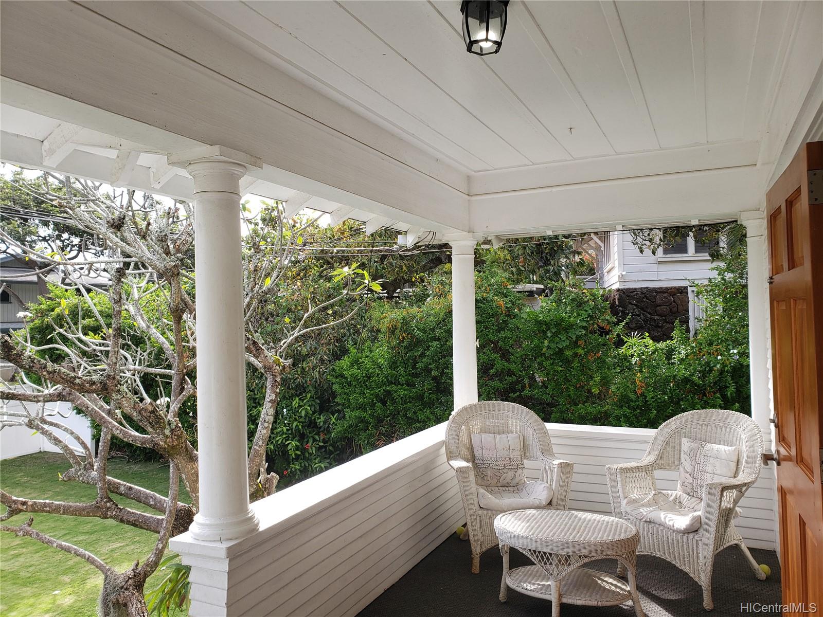 2534 East Manoa Road Honolulu Hawaii Rental