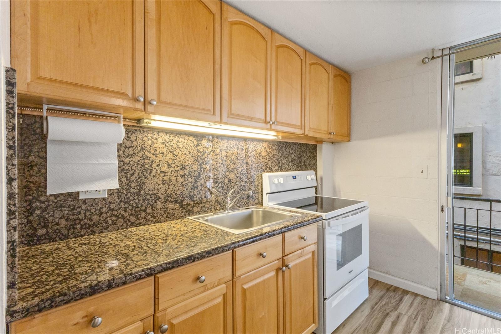 254 Kaiulani Ave Honolulu Oahu commercial real estate photo13 of 25