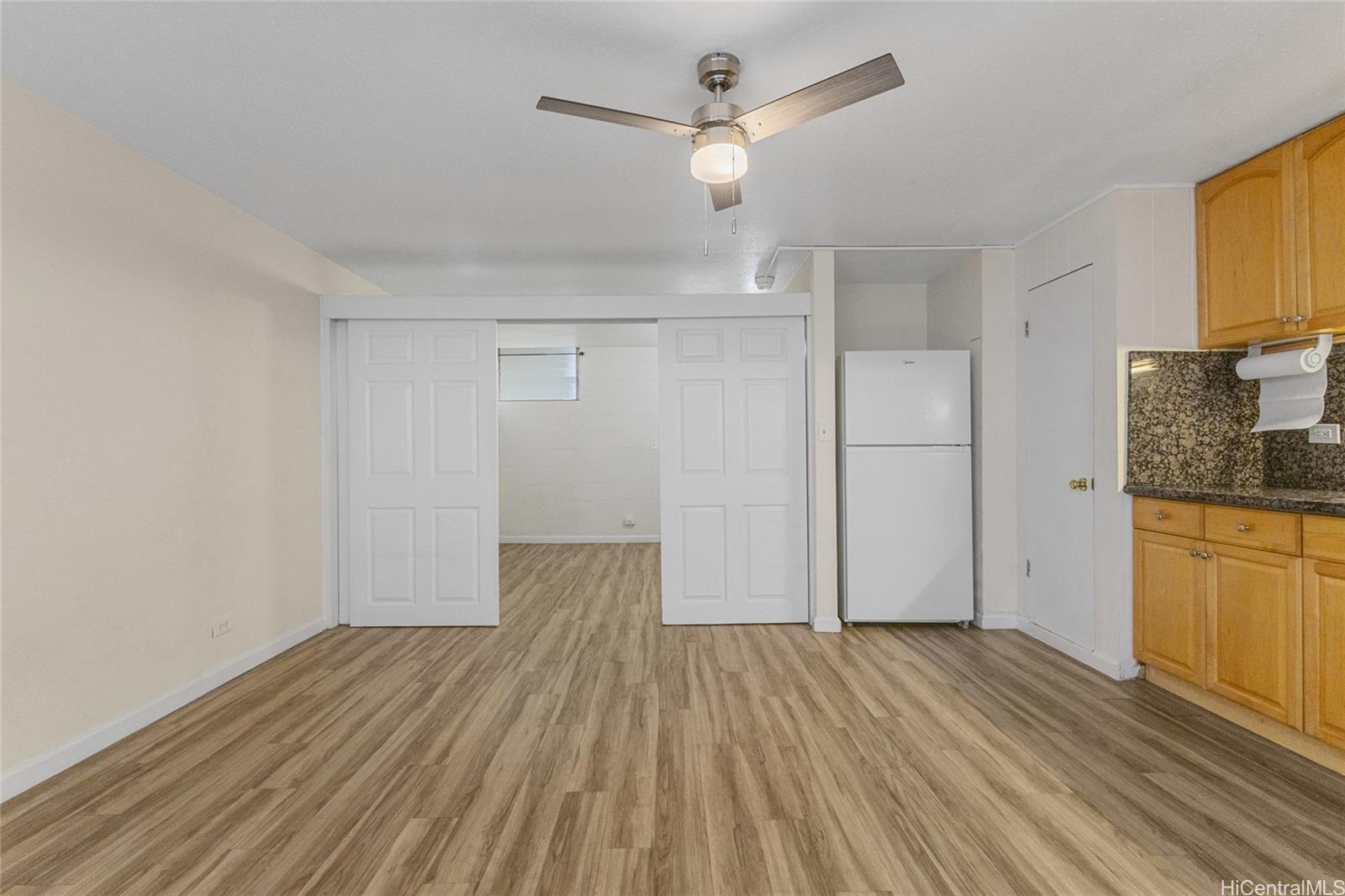 254 Kaiulani Ave Honolulu - Multi-family - photo 11 of 25