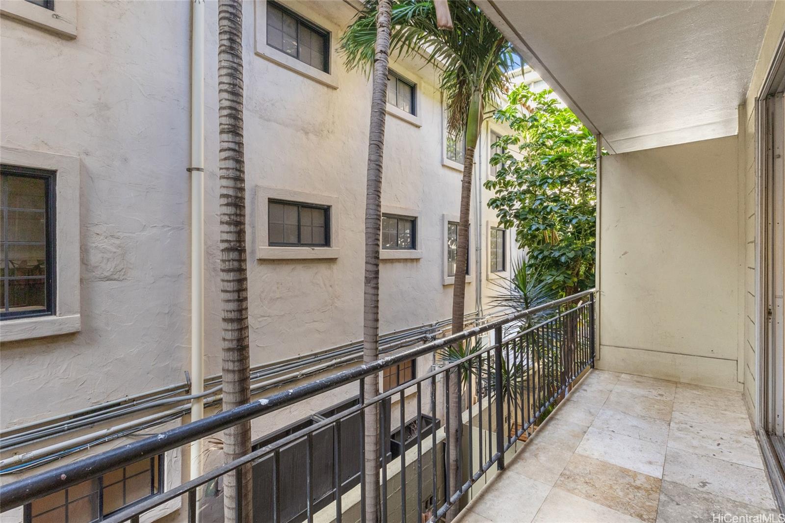 254 Kaiulani Ave Honolulu - Multi-family - photo 15 of 25