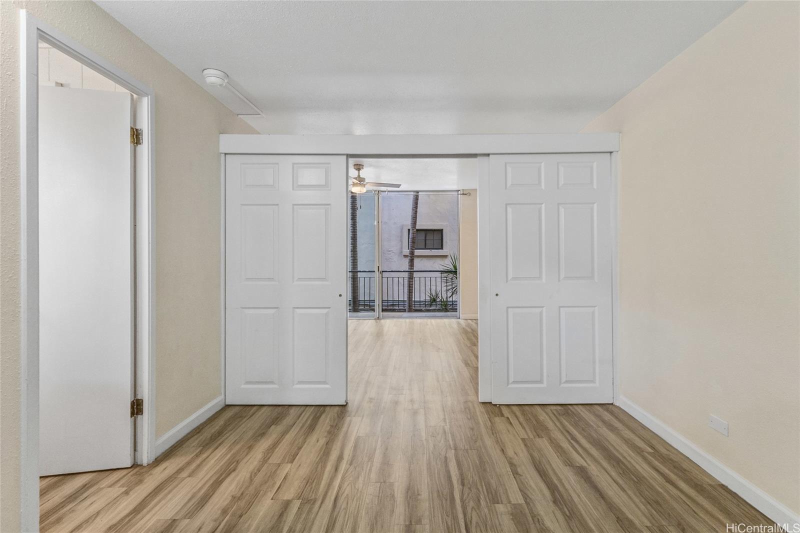 254 Kaiulani Ave Honolulu - Multi-family - photo 3 of 25