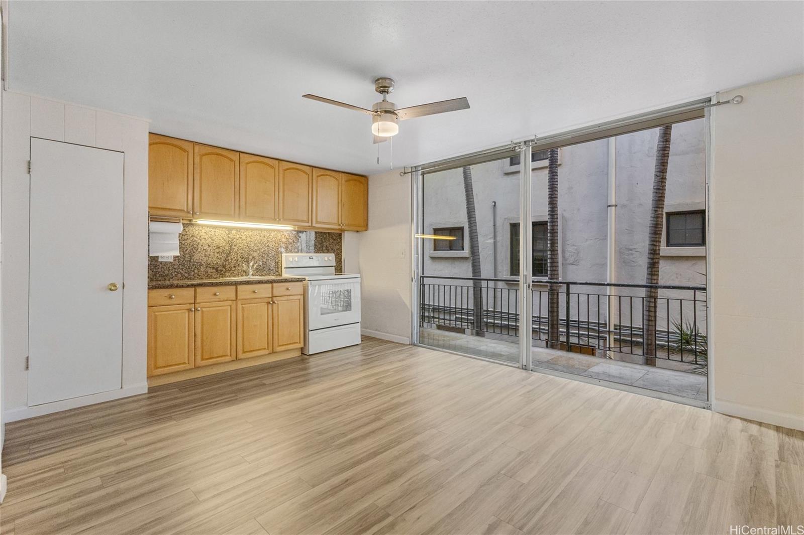 254 Kaiulani Ave Honolulu - Multi-family - photo 9 of 25