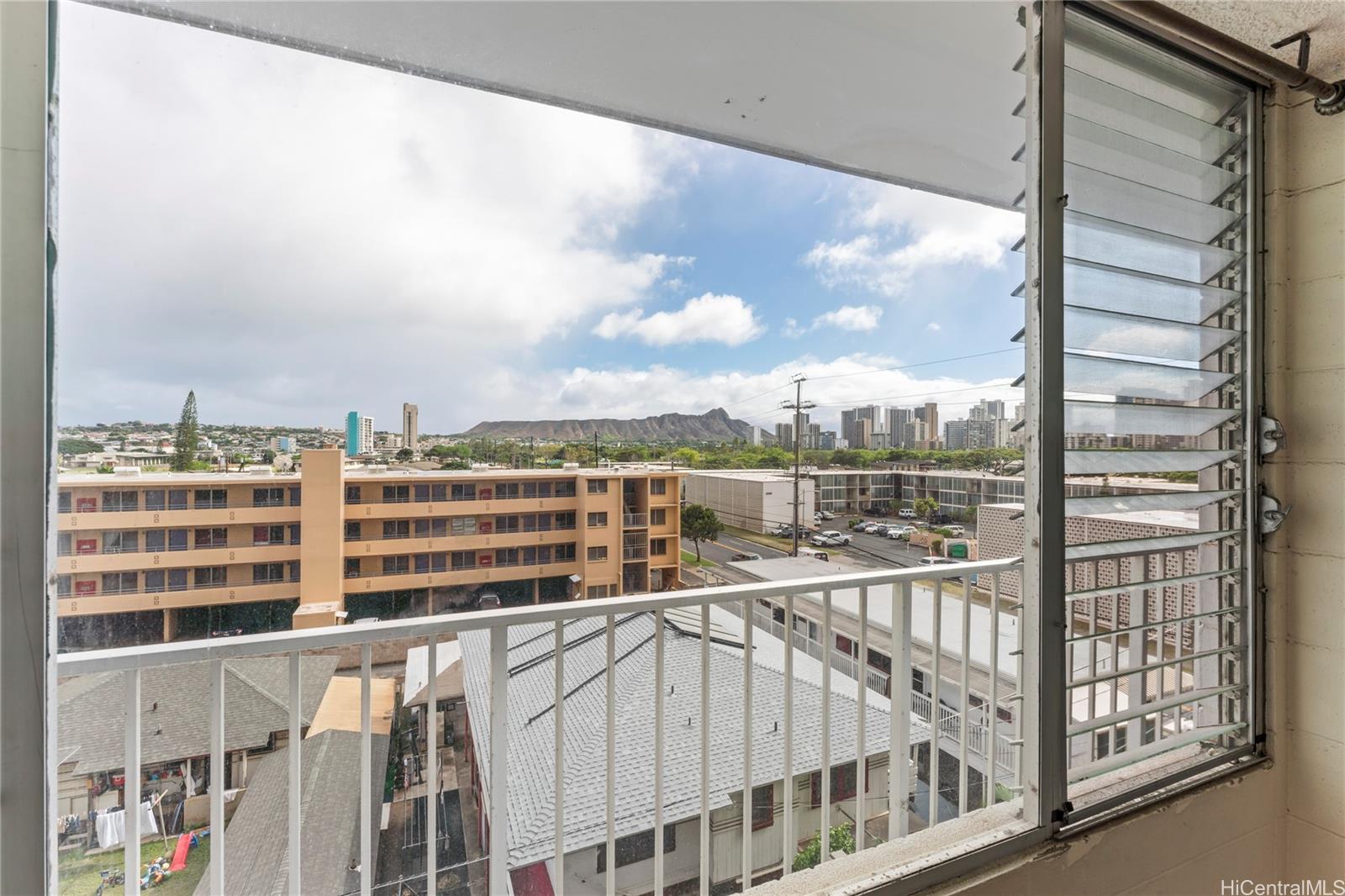 Plaza At Century Court condo # 203, Honolulu, Hawaii - photo 6 of 25