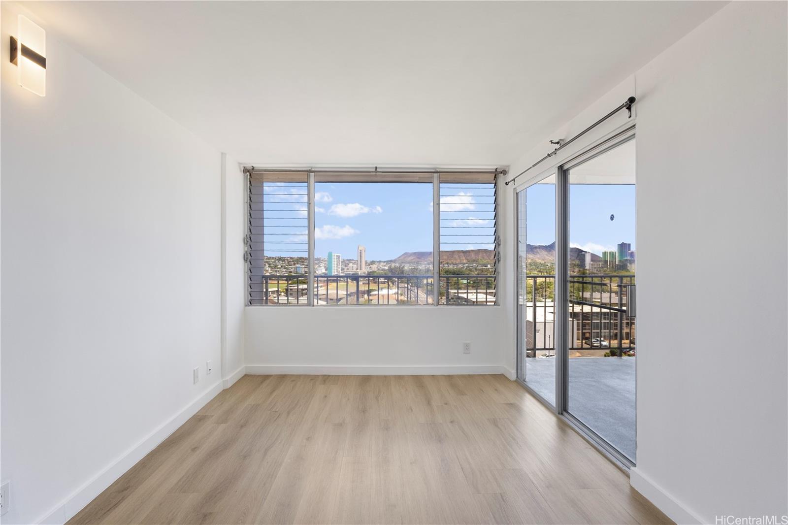 Plaza At Century Court condo # 501, Honolulu, Hawaii - photo 13 of 24