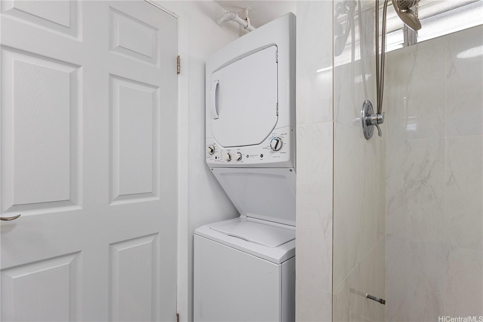 Plaza At Century Court condo # 501, Honolulu, Hawaii - photo 16 of 24