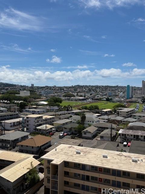 2542 Date St Honolulu - Rental - photo 3 of 18