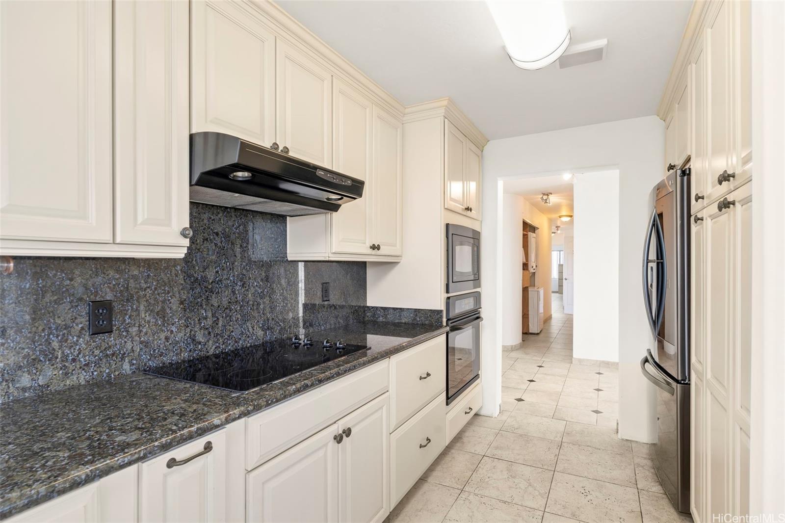 Ala Wai East condo # 1001, Honolulu, Hawaii - photo 5 of 16