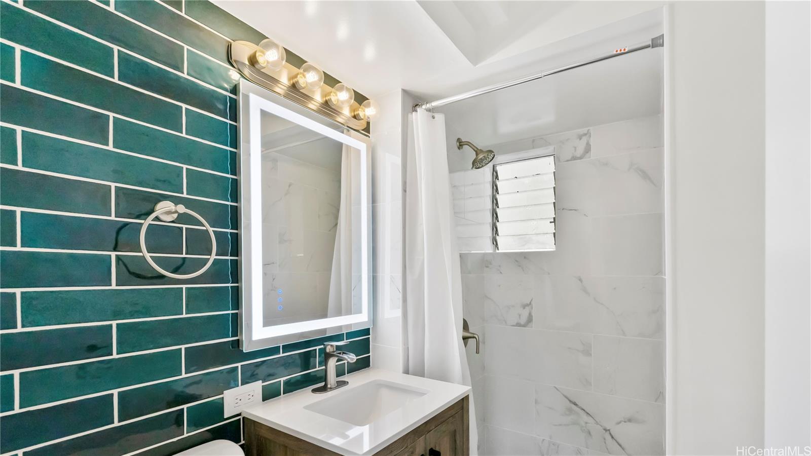 Ala Wai East 201, 2547 Ala Wai Blvd, Honolulu Waikiki