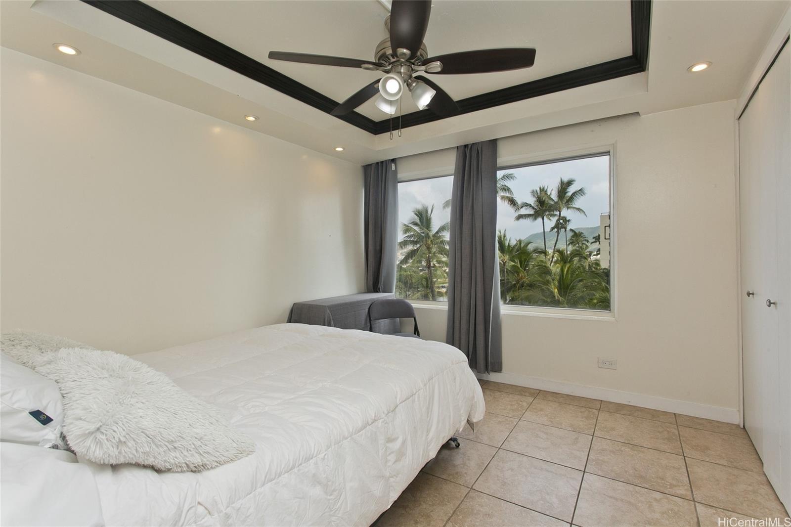 Ala Wai East condo # 702, Honolulu, Hawaii - photo 14 of 20